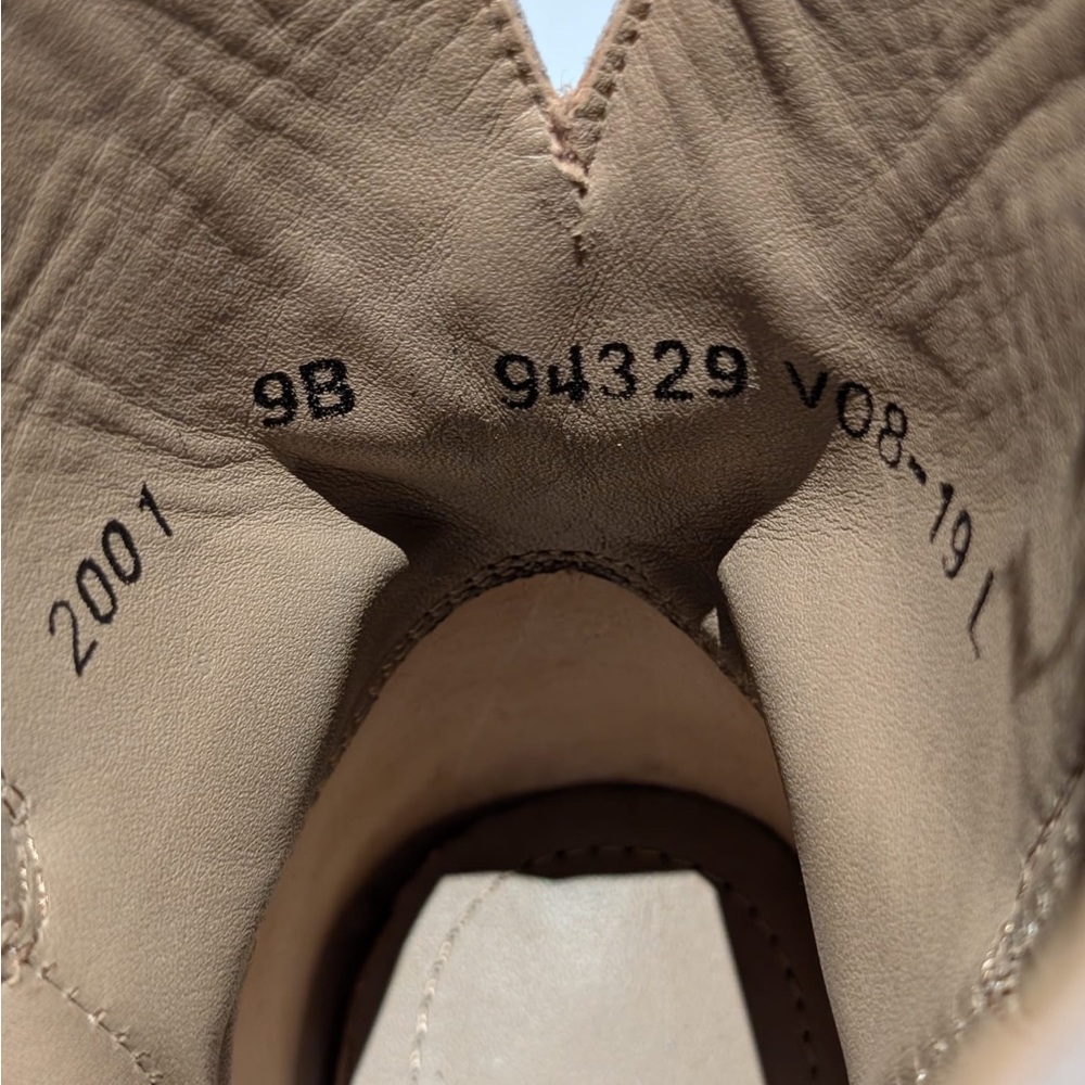 Tecovas Gray-Taupe Suede Short Western Booties - Picture 7 of 7